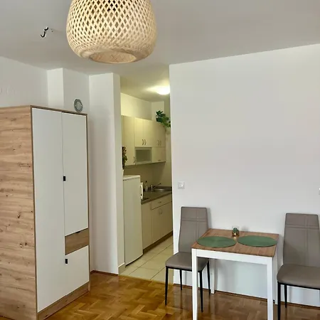 Tik-tak Center Apartment Novi Sad